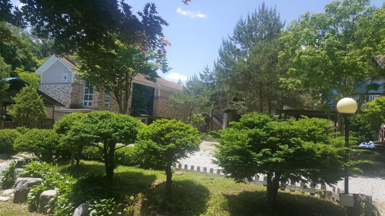 Shinevalley Pension&Hotel Pyeongchang Bagian luar foto