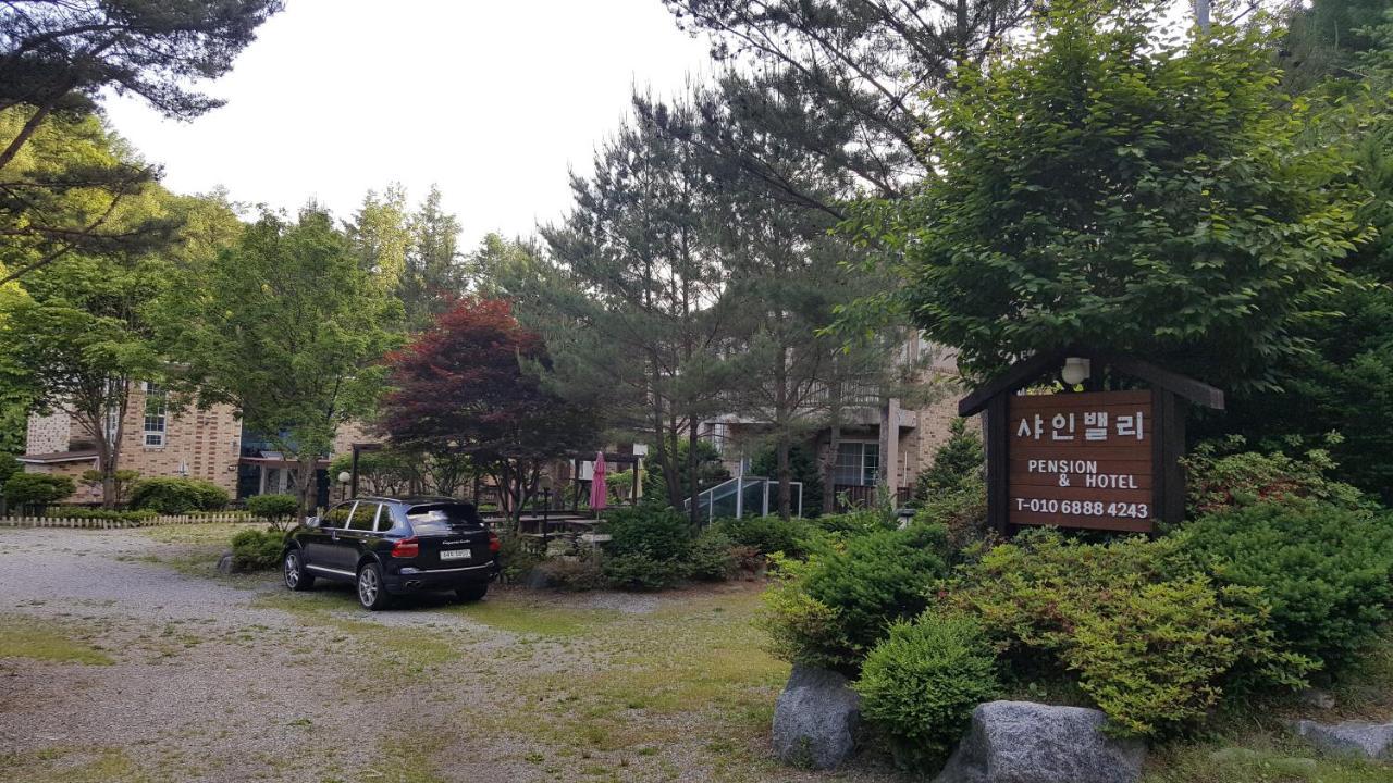 Shinevalley Pension&Hotel Pyeongchang Bagian luar foto